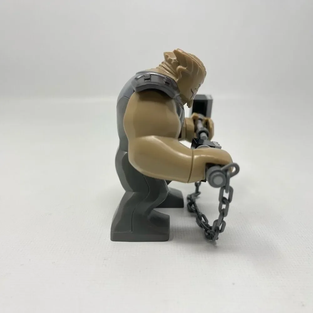 LEGO Cull Obsidian Minifigure Bigfig Sanctum Sanctorum 76108 With Accessory